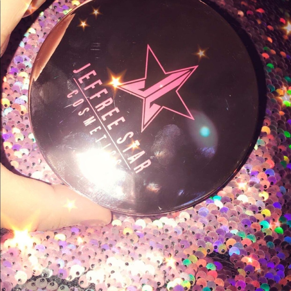 Highlighter-crystal ball